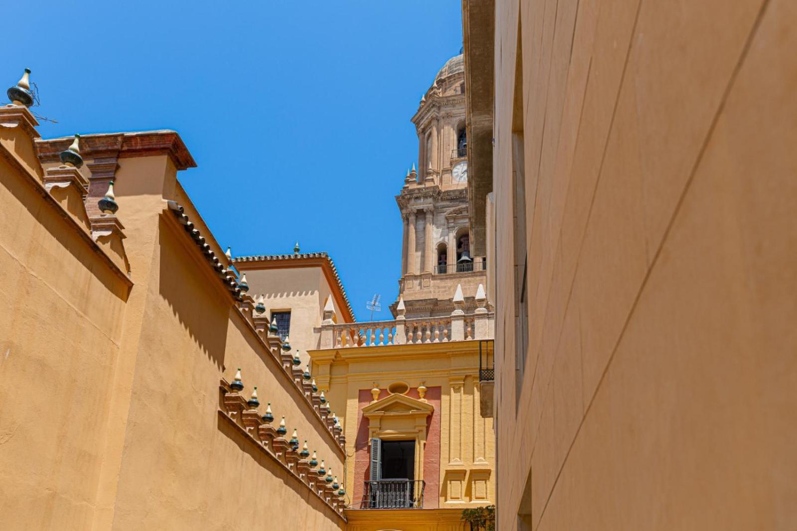 Cathedral - Plaza Del Obispo * Málaga